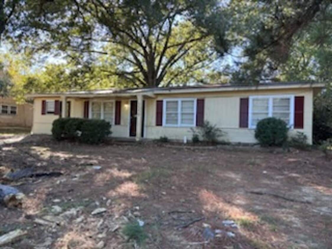 Primary Photo - 3359 Suncrest Dr