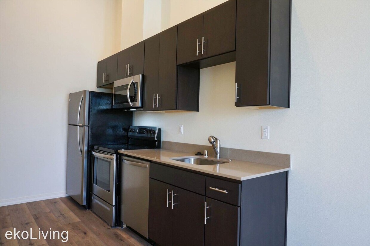 Foto principal - 580 1st Ave N