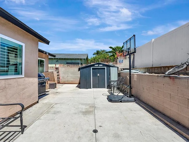 Building Photo - 3727 Byrd St