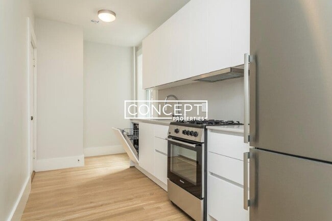 Foto del edificio - 286 Chestnut Hill Ave