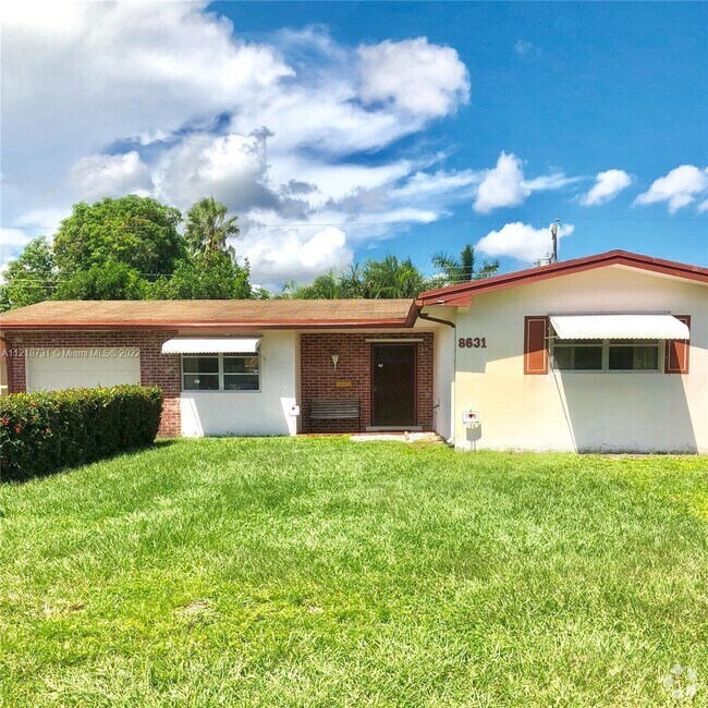 Westview Apartments for Rent with a Garage Pembroke Pines, FL 2