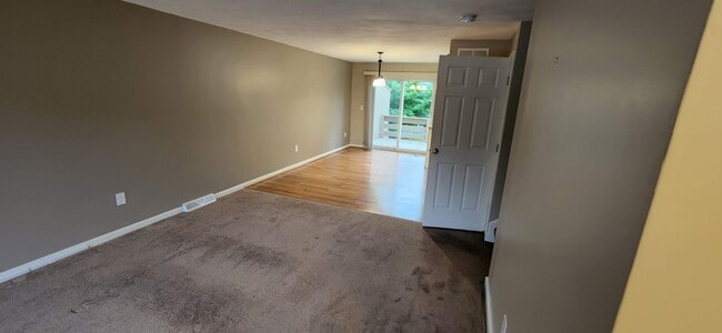 Building Photo - 7C Tamarac Dr