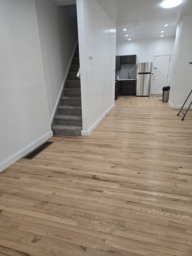 Foto del edificio - 2042 N Stillman St