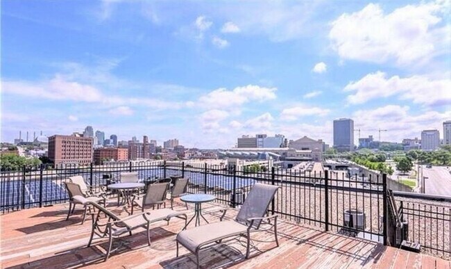 Terraza en la azotea - 360 W Pershing Rd