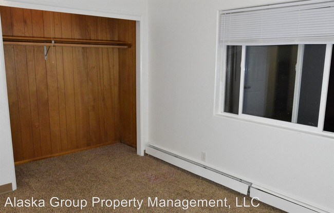 Building Photo - 740 N Bragaw St