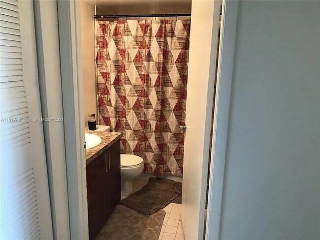 Foto del edificio - 8260 SW 210th St