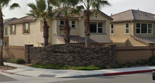 Building Photo - Two-Story 3-Bedroom Home in East Highland'...