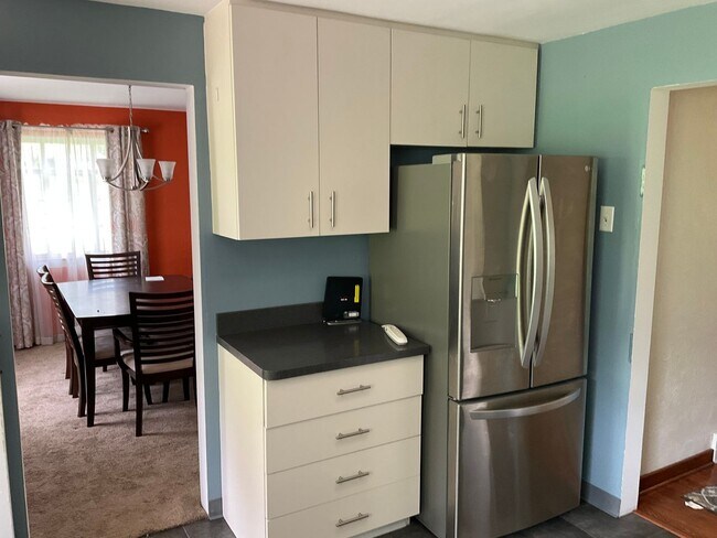Foto del edificio - 3 Bedroom - Peaceful Living Just Minutes f...