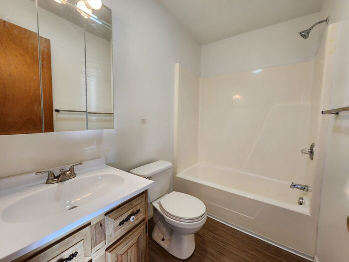 Foto principal - One-bedroom apartment located near Honey C...