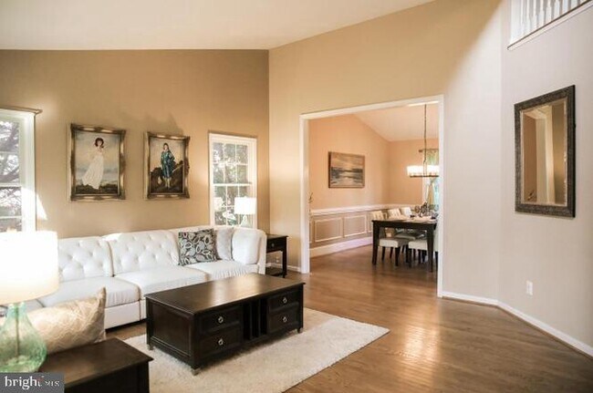Foto del edificio - 506 Roland St SW