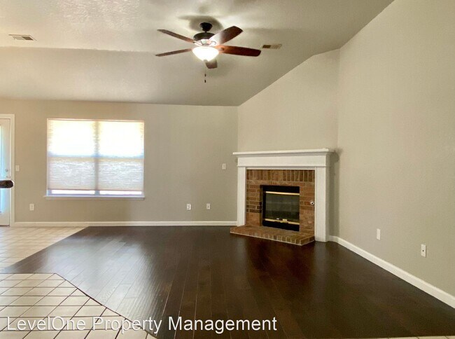 Foto del edificio - 4 br, 2.5 bath House - 6609 NW 133rd Street