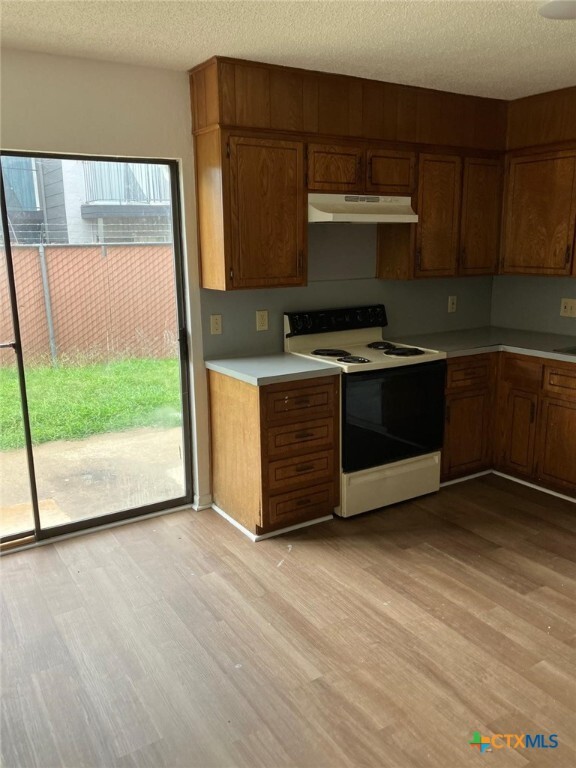 Foto del edificio - 3413 Victoria Cir