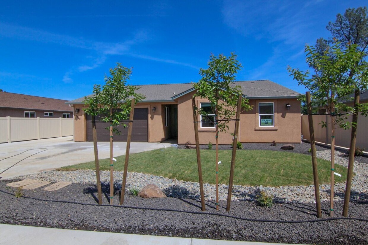 2749 Smith Ave, Shasta Lake, CA 96019 House Rental in Shasta Lake, CA