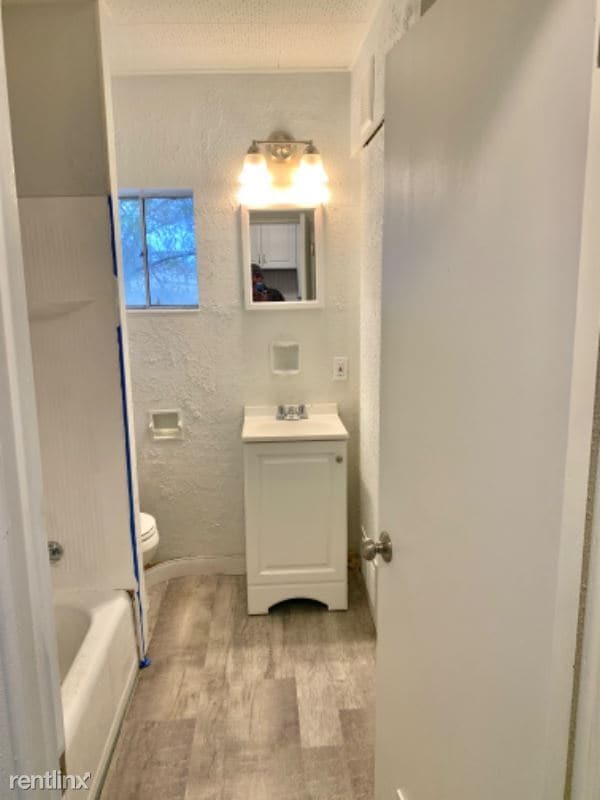 Building Photo - 1 br, 1 bath Townhome - 12 Ranch Rd 1 Unit 1