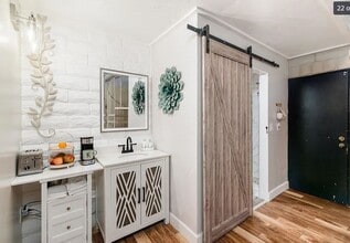Building Photo - 26138 Jesmond Dene Rd