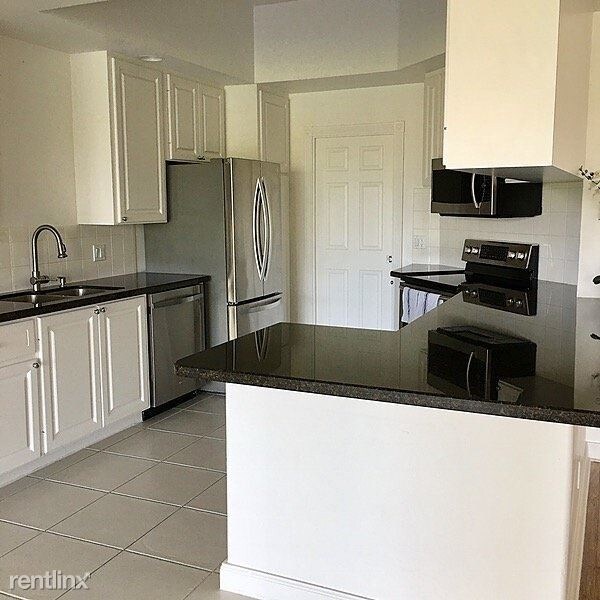 Building Photo - 5 br, 3 bath House - 8033 Kaliko Lane