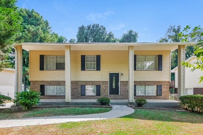 Building Photo - 4522 Doral Dr SW