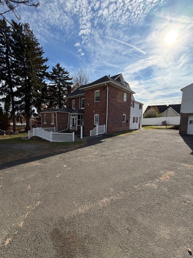 Foto del edificio - 2964 State St