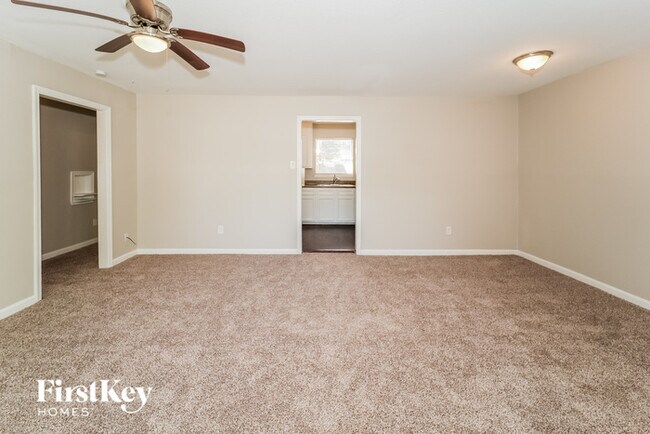 Foto del edificio - 710 Canary Cir