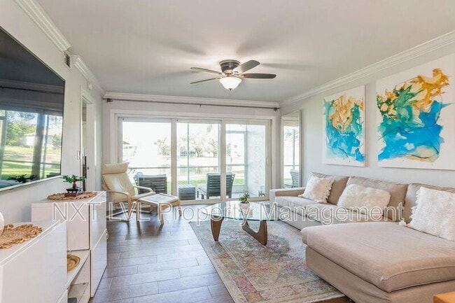 Foto del edificio - 250 Timber Lake Cir