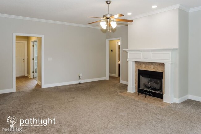 Building Photo - 4 br, 3 bath House - 107 Hannah Marie Pl UNIT