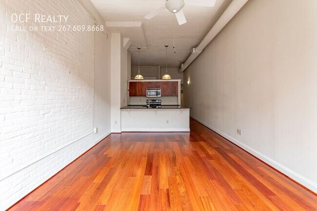 Foto del edificio - 2429 Locust St