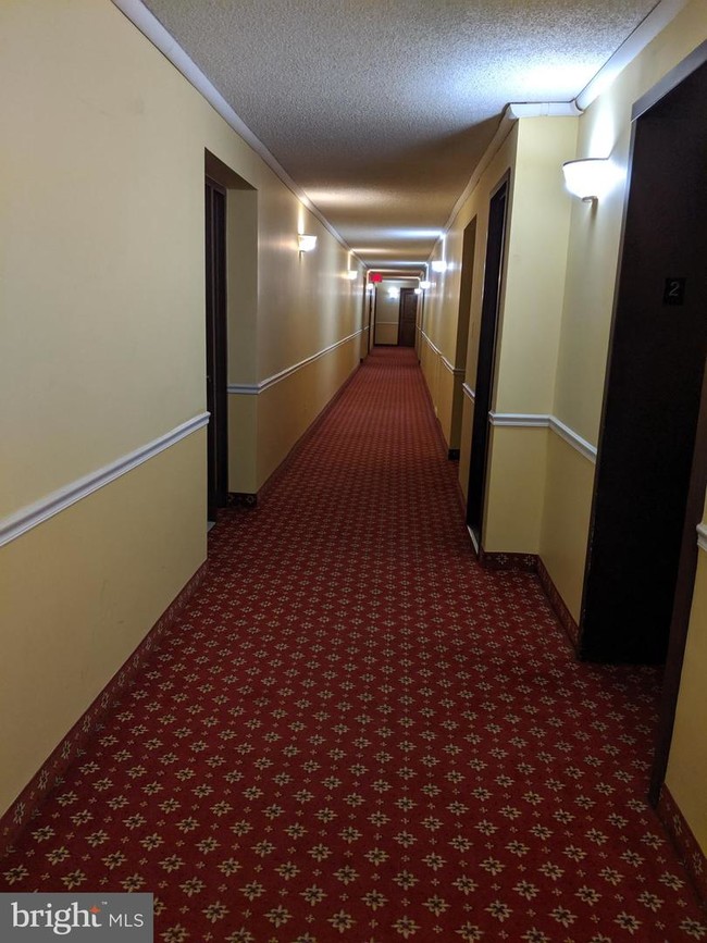 Foto del edificio - 250 S Reynolds St