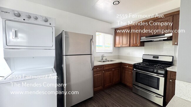 Foto del edificio - 2559 Fairmount Ave