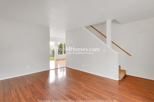 Foto del edificio - Three Bedroom Aloha Home with Park-Like Backyard!