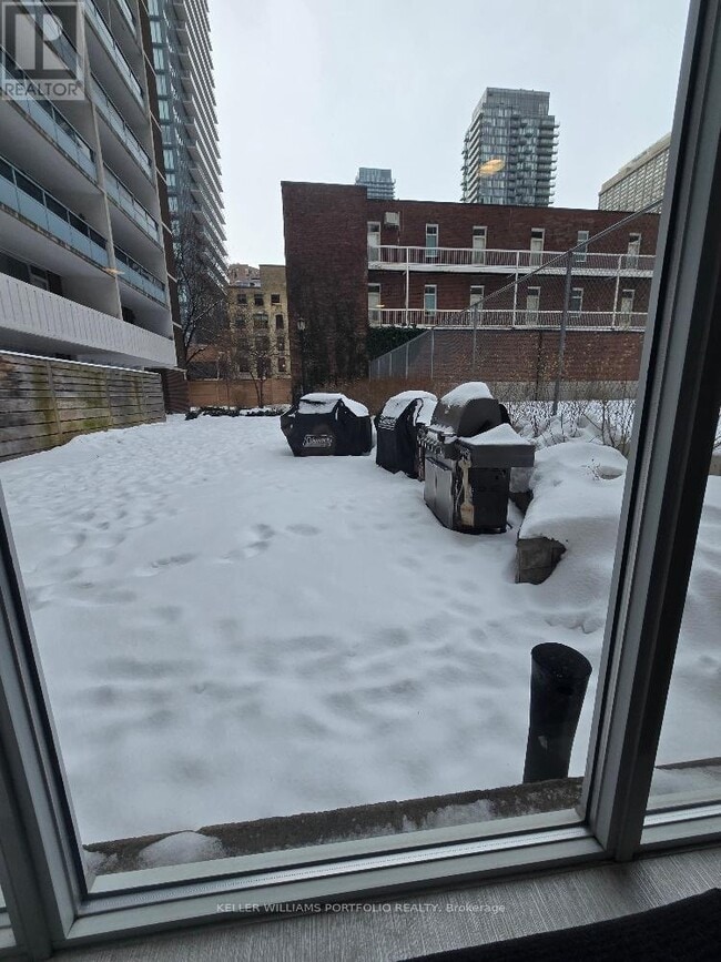 Building Photo - 30 Gloucester St