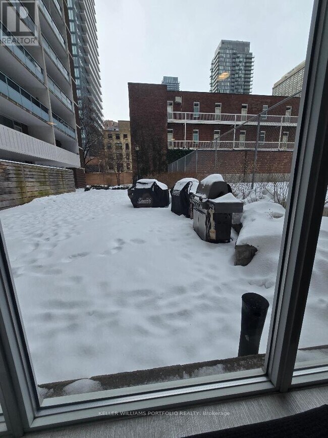 Photo du bâtiment - 30 Gloucester St