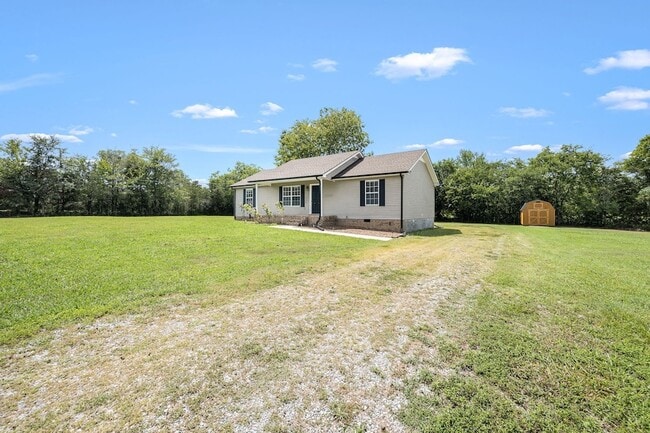 Building Photo - 681 Elbethel Rd