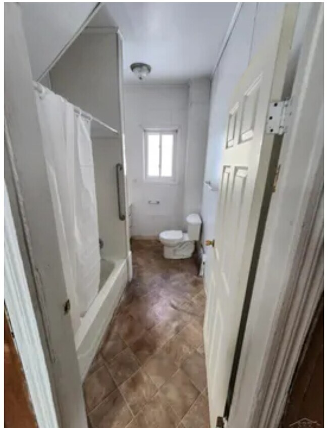 Foto del edificio - 441 S 11th St