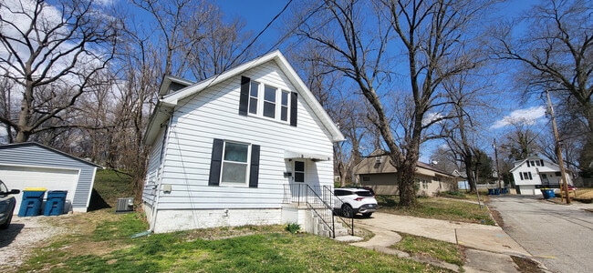 Building Photo - 13 Abner Pl