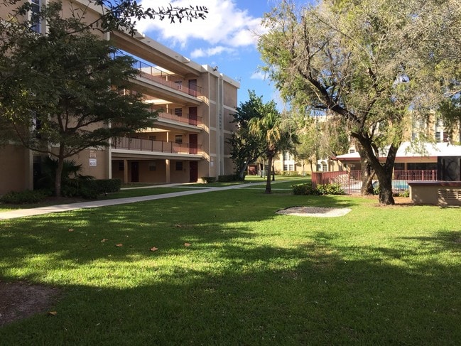 Building Photo - Coral Haven Apartments