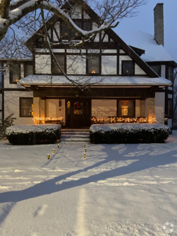 Apartments for Rent in Oil City PA with Hardwood Floors 1 Rentals