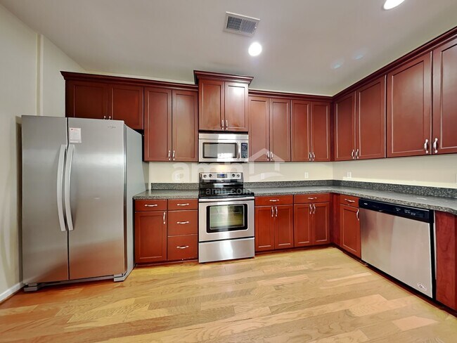 Foto del edificio - 45 Chey Hill Ln