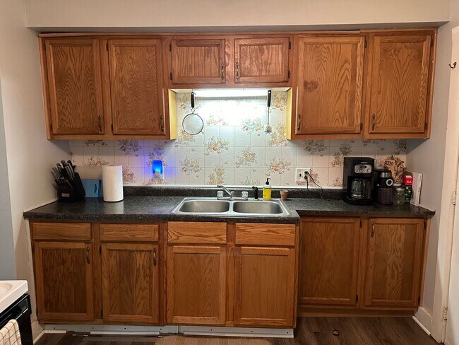 Foto del edificio - 703 Jones