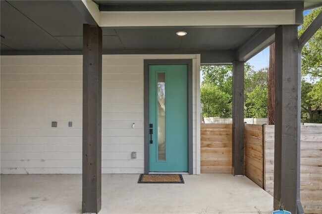 Building Photo - 5302 Westminster Dr