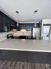 Building Photo - 471 Whalley Ave
