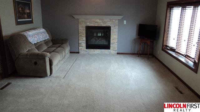 Building Photo - 3821 Raspberry Cir