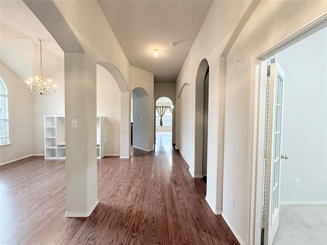 Foto del edificio - 6101 Vineyard Ln