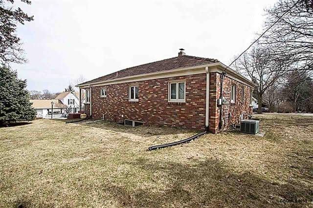 Foto del edificio - 1745 Loras Blvd