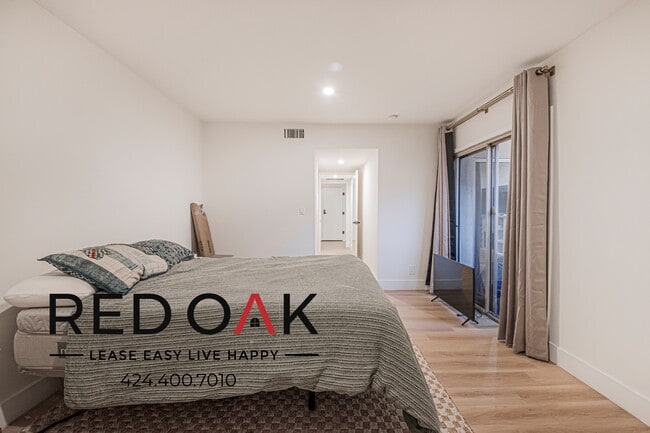 Foto del edificio - 927 Kings Rd