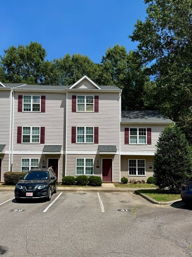 Building Photo - 41 Red Ln