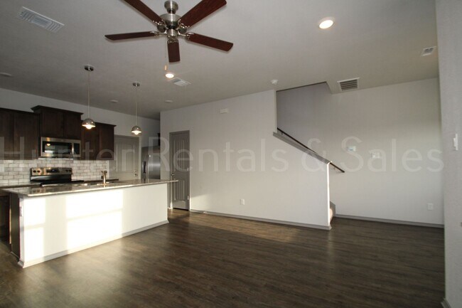 Foto del edificio - Welcome to your dream duplex!