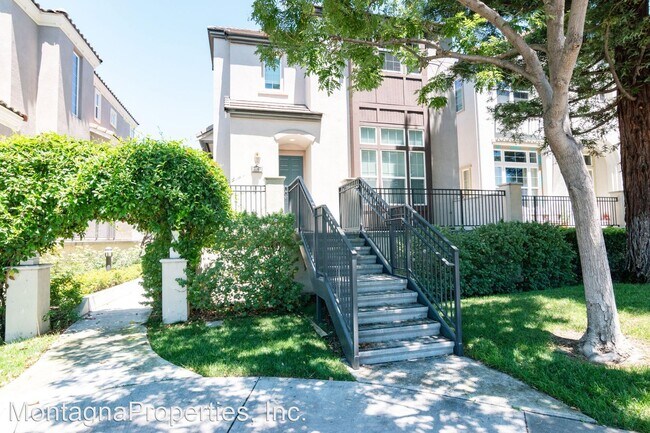 Building Photo - 3 br, 3 bath House - 2249 Samaritan Drive