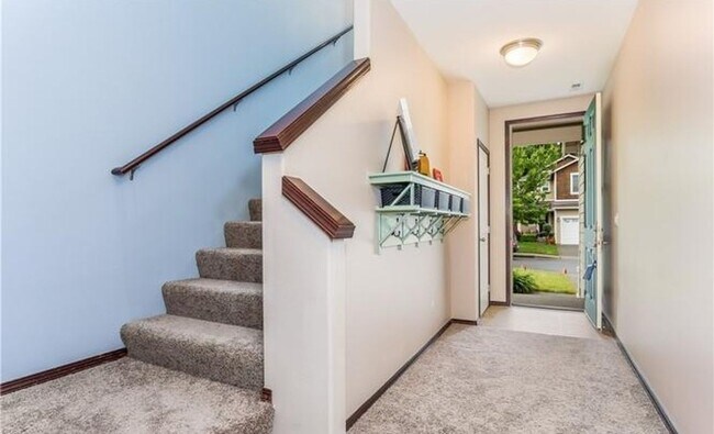 Foto del edificio - FOUR BEDROOM HOME LOCATED IN THE ARBORS AT...