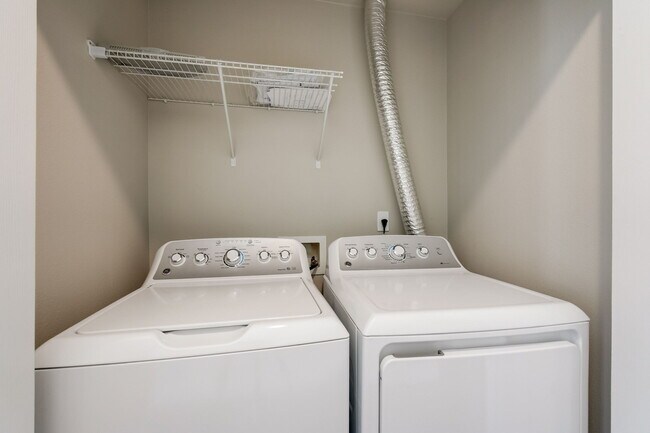 The Ridge - Laundry Closet - Stevens Creek Apartments
