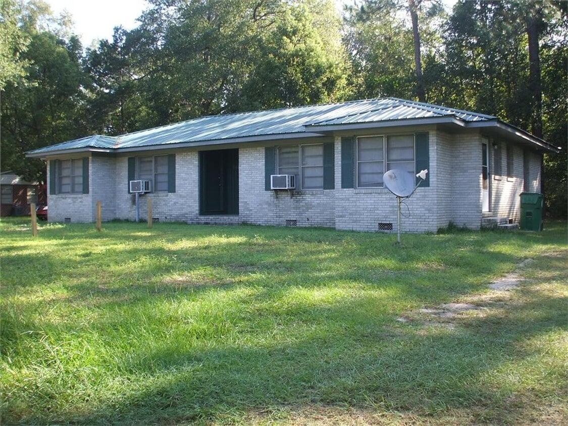Primary Photo - TWO BEDROOM, ONE BATH DUPLEX